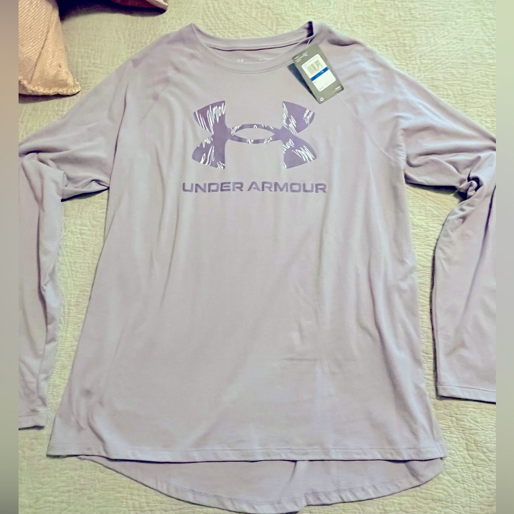 Women’s Under Armour long sleeve tshirt